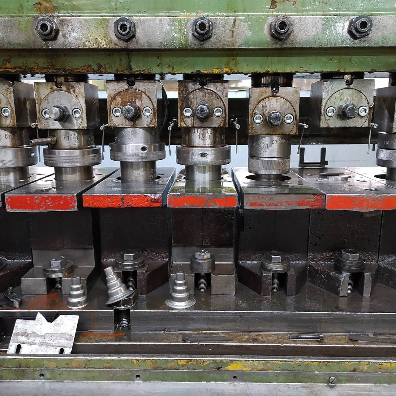 Tool and mould manufacturing